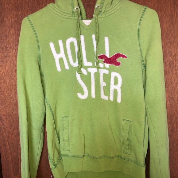 #67 Womens Hollister zip up hoodie - Picture 1 of 2
